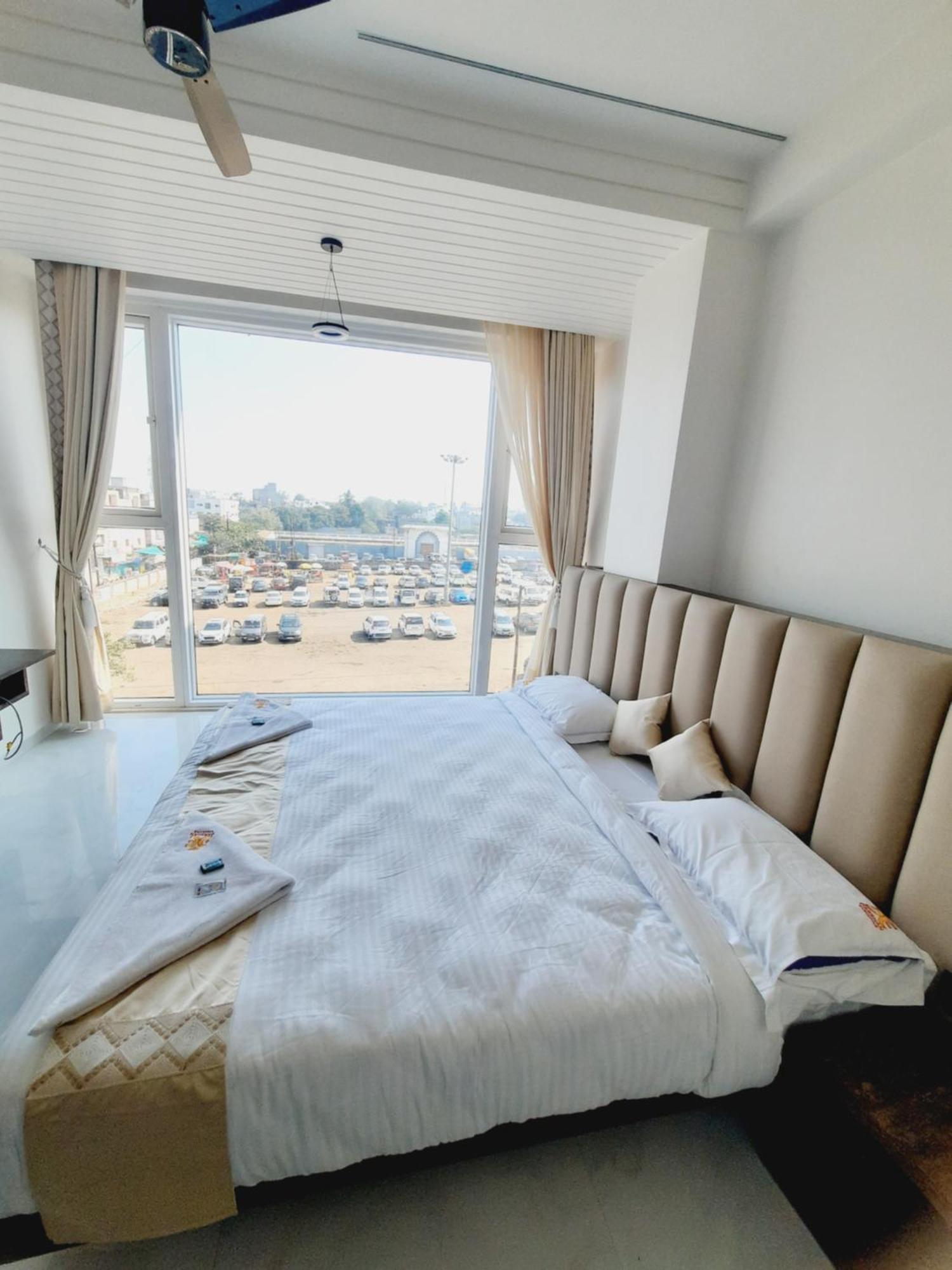 Hotel Darshan Executive Tuljapur المظهر الخارجي الصورة